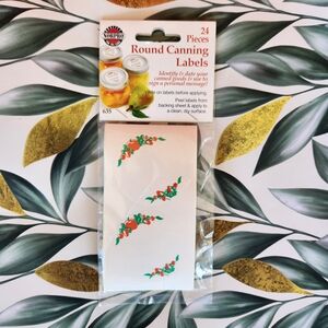 Round Canning Labels 25pc - Festive Green and Red Tomatos, Tomato, And Chili Pic